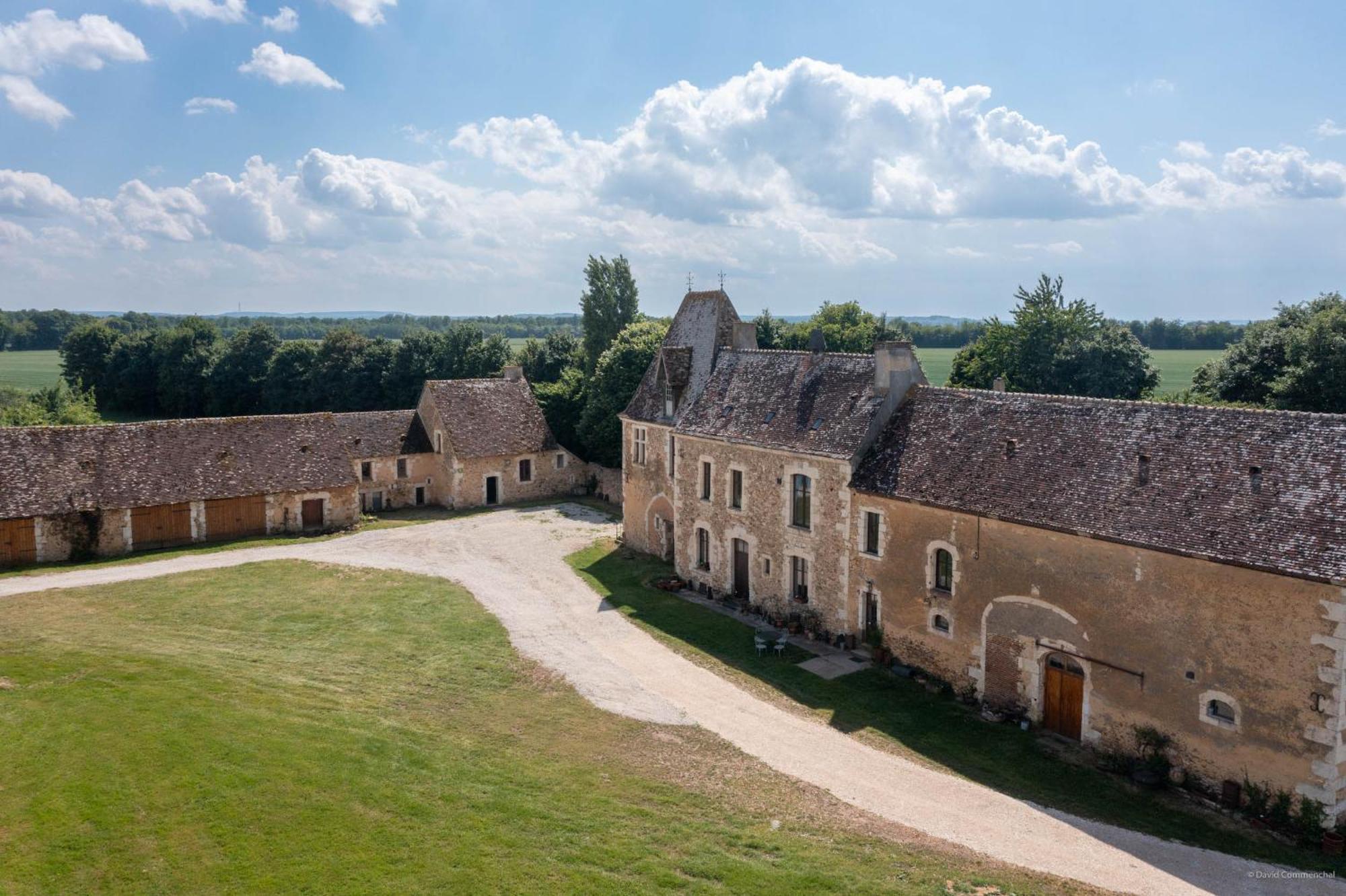 Manoir Du Bois Joly - Roulotte Art Deco Margon (Eure-et-Loir) Exterior foto